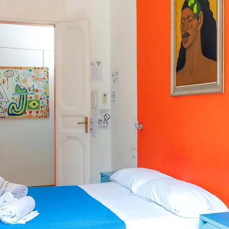 A Casa Di Amici Vandrarhem *