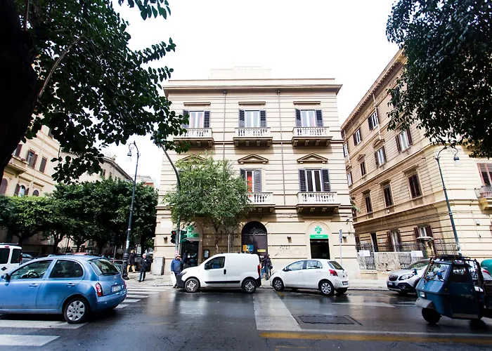Ostello A Casa Di Amici Palermo
