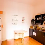 A Casa Di Amici * Palerme