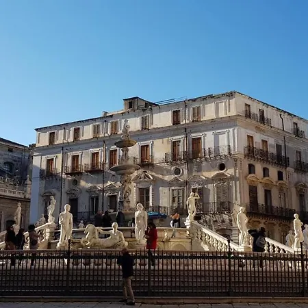 A Casa Di Amici Хостел *