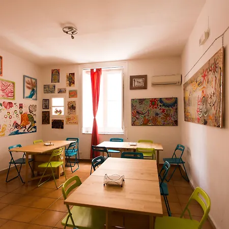 A Casa Di Amici Albergue