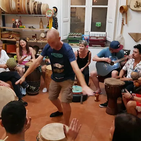 Ostello A Casa Di Amici