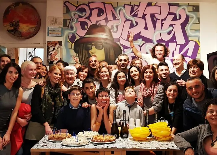 A Casa Di Amici Хостел *