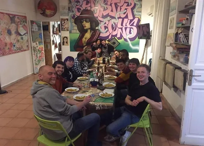 Хостел A Casa Di Amici