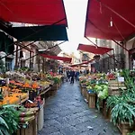 A Casa Di Amici Hostal *