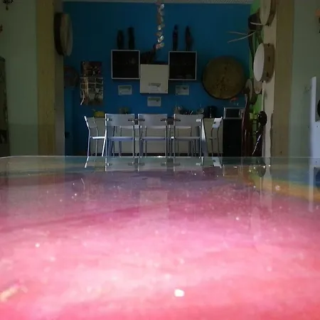 Ostello A Casa Di Amici
