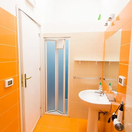 A Casa Di Amici Ostello *