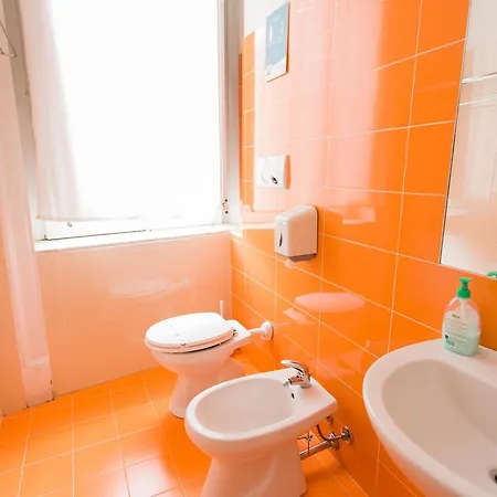 A Casa Di Amici Ostello *