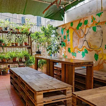 A Casa Di Amici Ostello