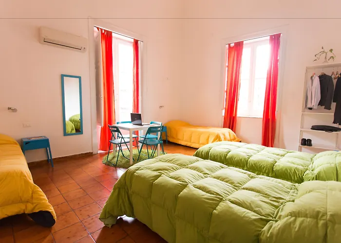 A Casa Di Amici Hostel